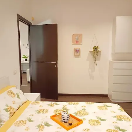 Splendido Con Cortile Privato דירה