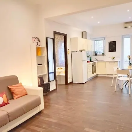 Splendido Alloggio Con Cortile Privato * Rome